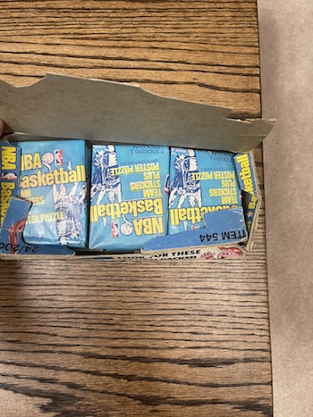 1977 Topps Basketball Sticker