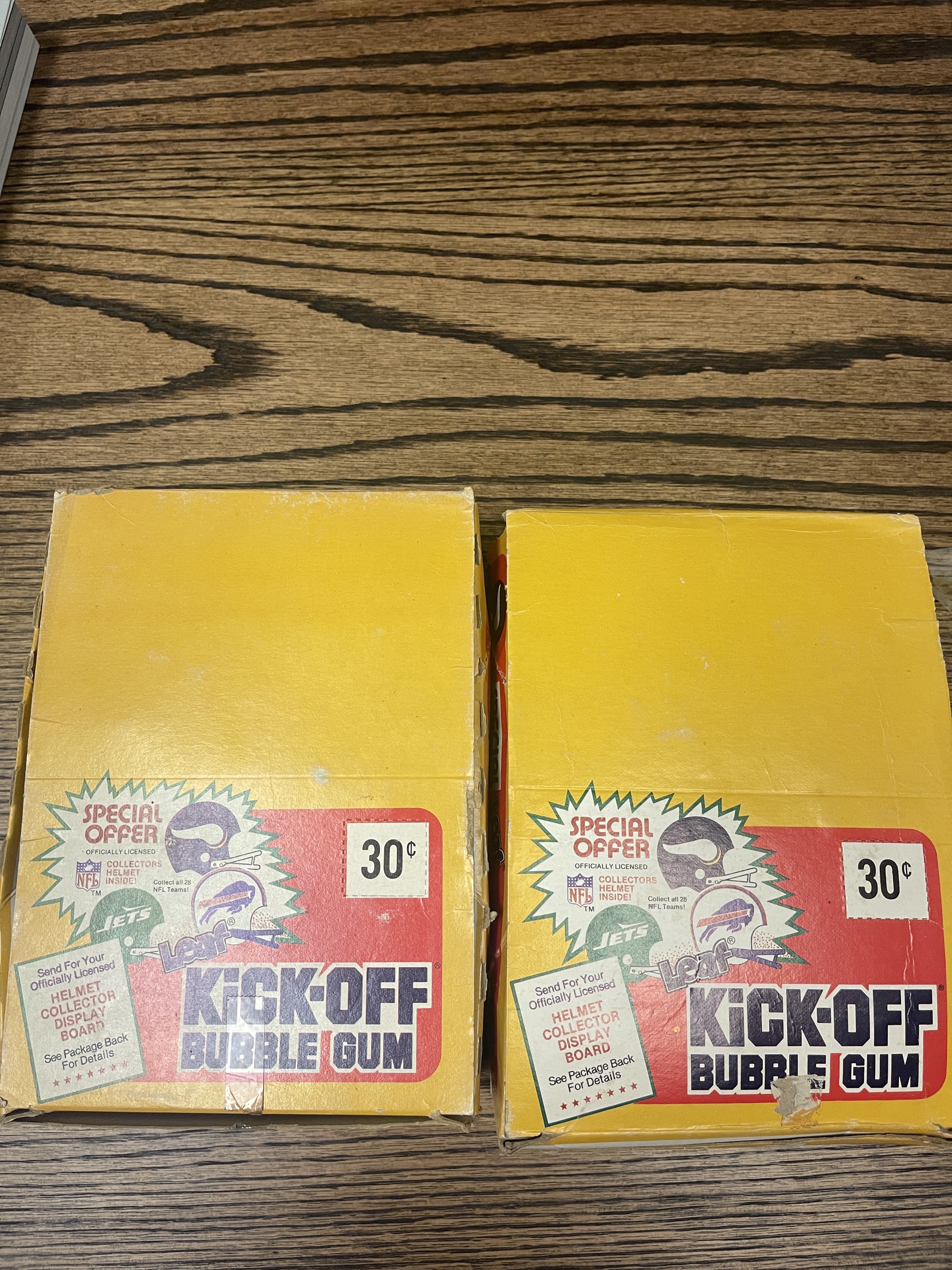 1981 Leaf Gumball Helmets